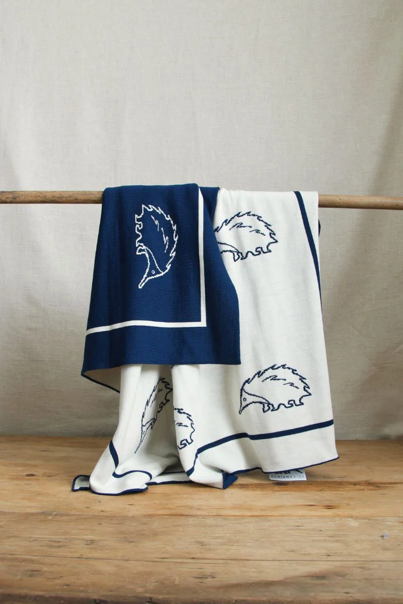 Puggle Blanket (Navy and Natural)